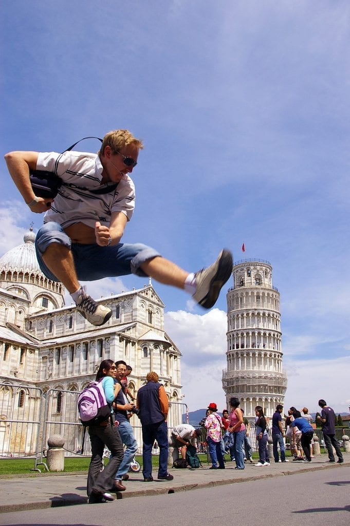 Manie dei turisti: 6 su 10 confessano di avere scattato almeno una foto clichè
