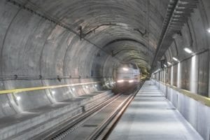 Tecnologia Siemens per il tunnel del San Gottardo
