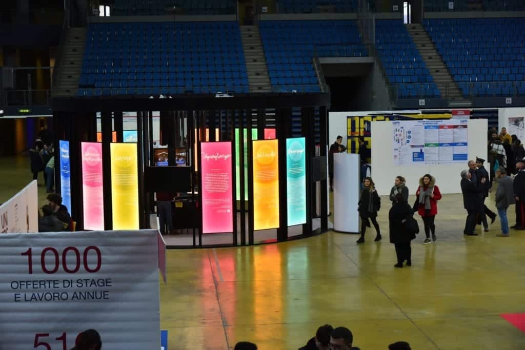 viaggio-costituzione-pesaro-salone-1 viaggio-costituzione-pesaro-salone-1