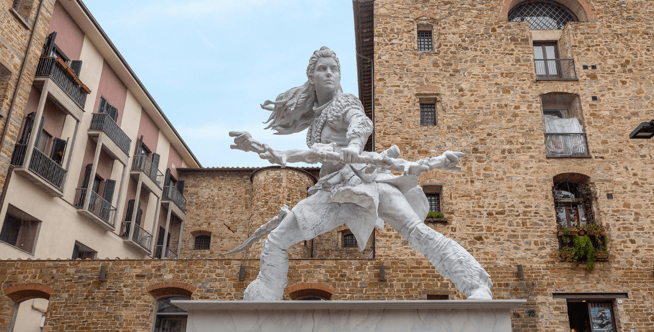 PlayStation celebra l’arrivo di Horizon Forbidden West con una statua installata nel cuore di Firenze