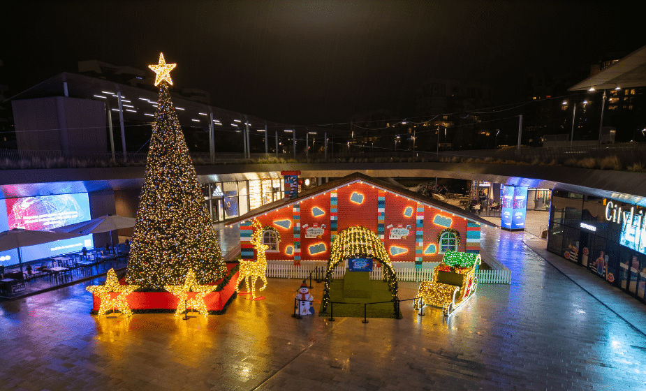 Torna “L’Avventura di Natale” a CityLife Shopping District in collaborazione con LEGO Italia dal 6 dicembre al 6 gennaio: la magica baita natalizia con escape room e i laboratori per bambini